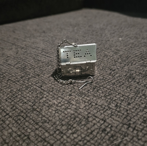 Vintage Silver House Tea Infuser - Picture 2 of 3